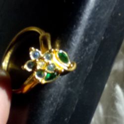 Avon Ring