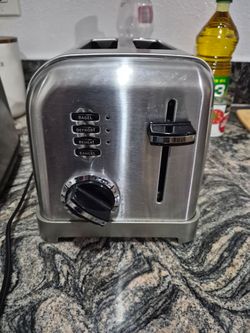 2 toasters