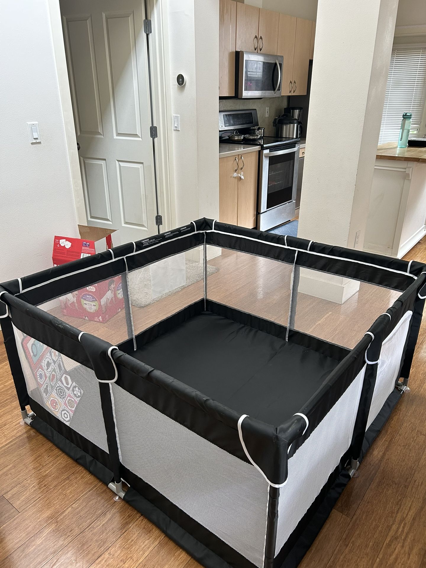 Baby Play Yard