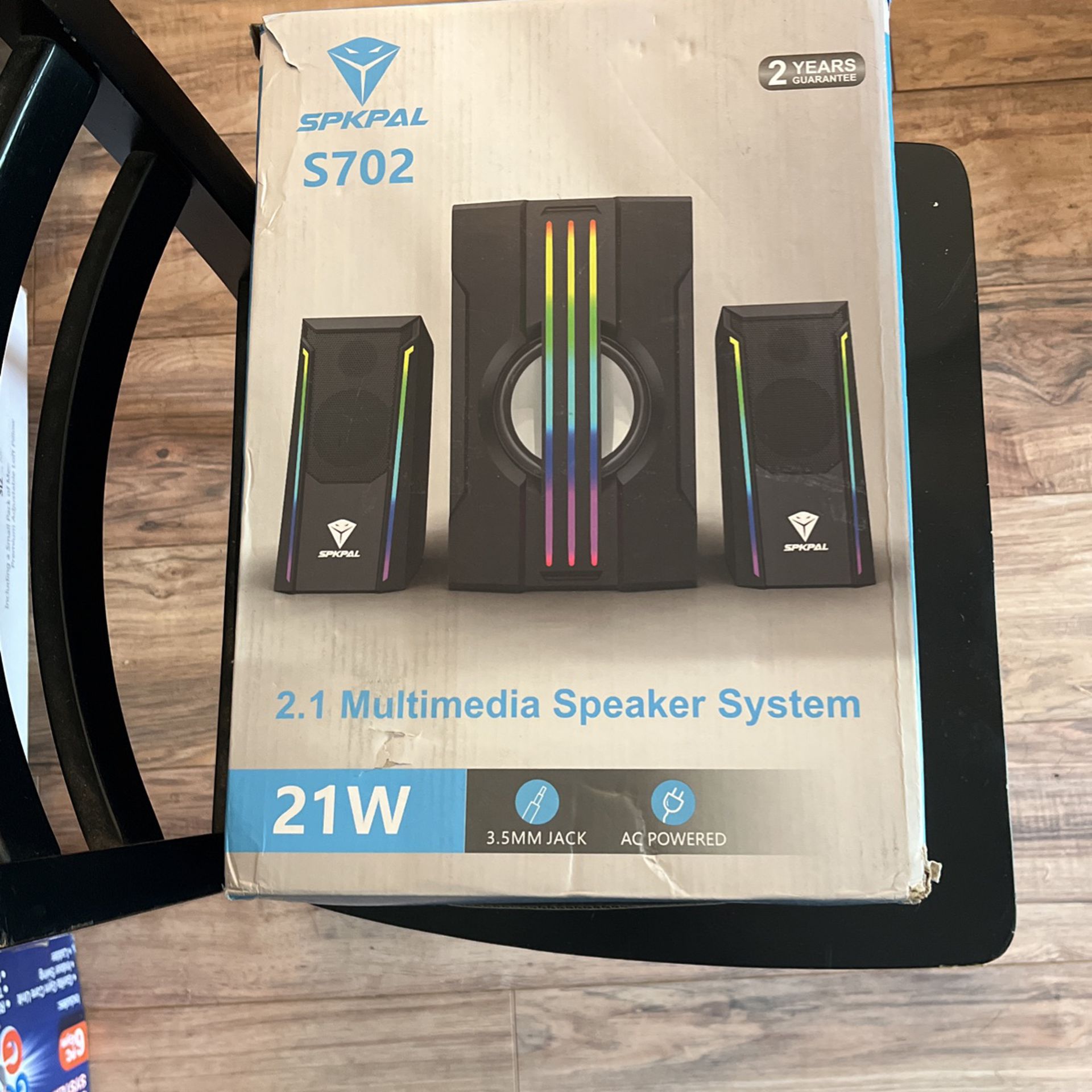 SPKPAL S702    2.1 Multimedia Speaker System READ BELOW 
