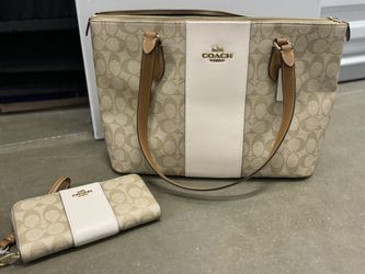 Authentic Coach Purse And Or Wallet