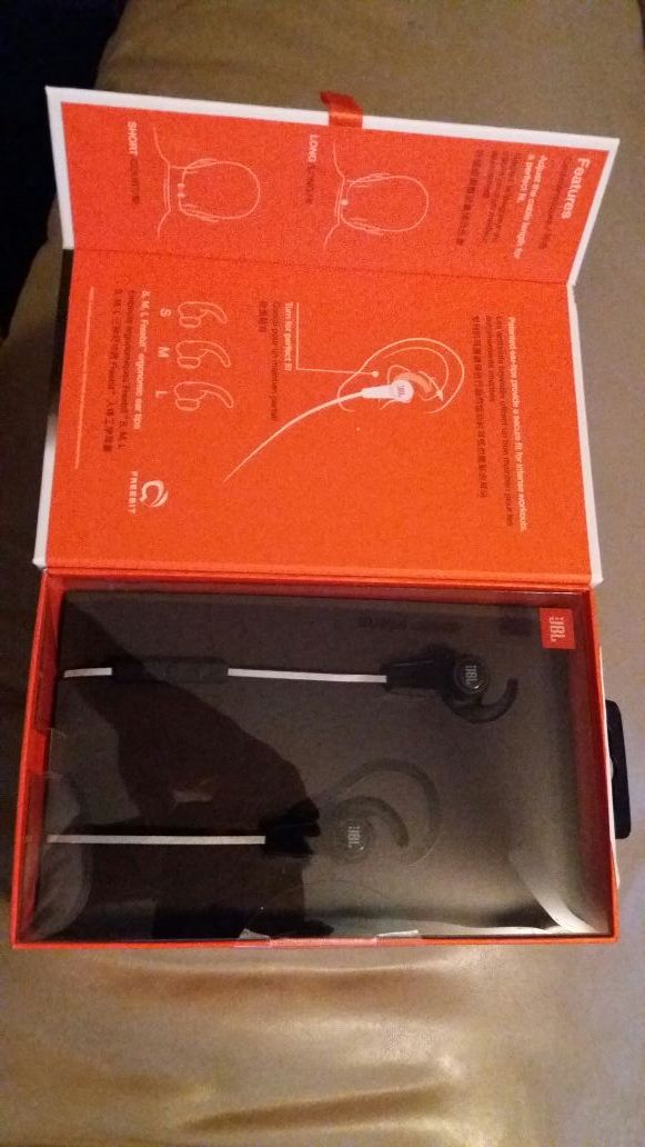 NEW JBL Sport Wireless Bluetooth Headphones