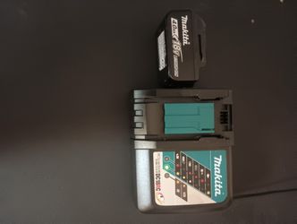 Makita Charger And Battery 18 Volt 4.0