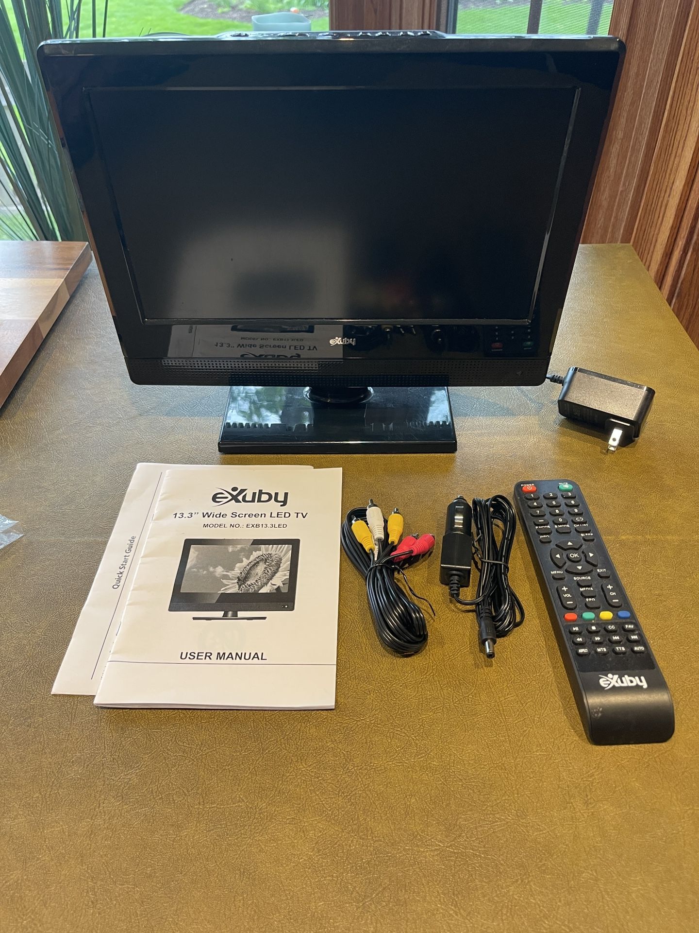 eXuby 13.3" Wide Screen LED TV