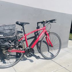 Beautiful Bicycle Specialized SIRRUS Bike 