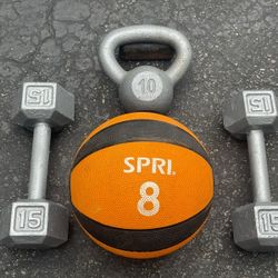  CROSSFIT ITEMS: 10lb. KETTLEBELL=$15 / 8 lb. MEDICINE BALL = $15 / PAIR 15 lb. DUMBBELLS =$45   ***** Will Sell Individually