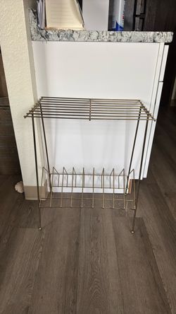 Record stand