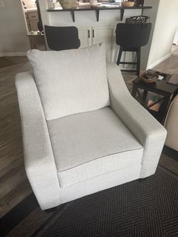 Accent chair