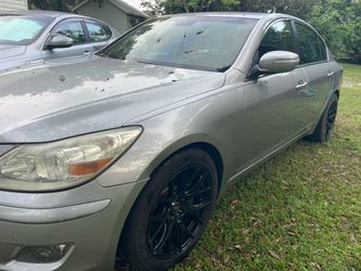 2010 Genesis