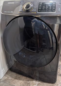 Samsung Front Load Dryer with Steam- gas