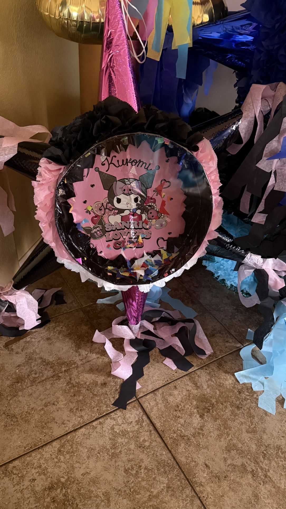 Pinata Kuromy