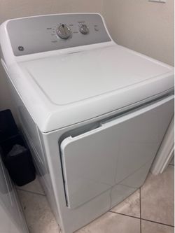 GE large capacity gas dryer