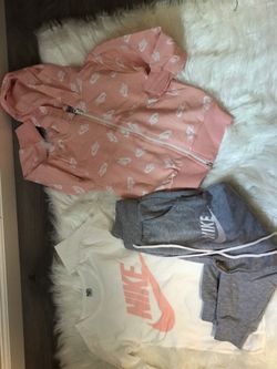 Nike kid Clothing
