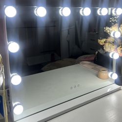 Vanity Makeup Mirror