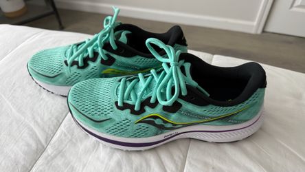 Women’s Saucony Omni 20