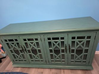 China/Media Cabinet