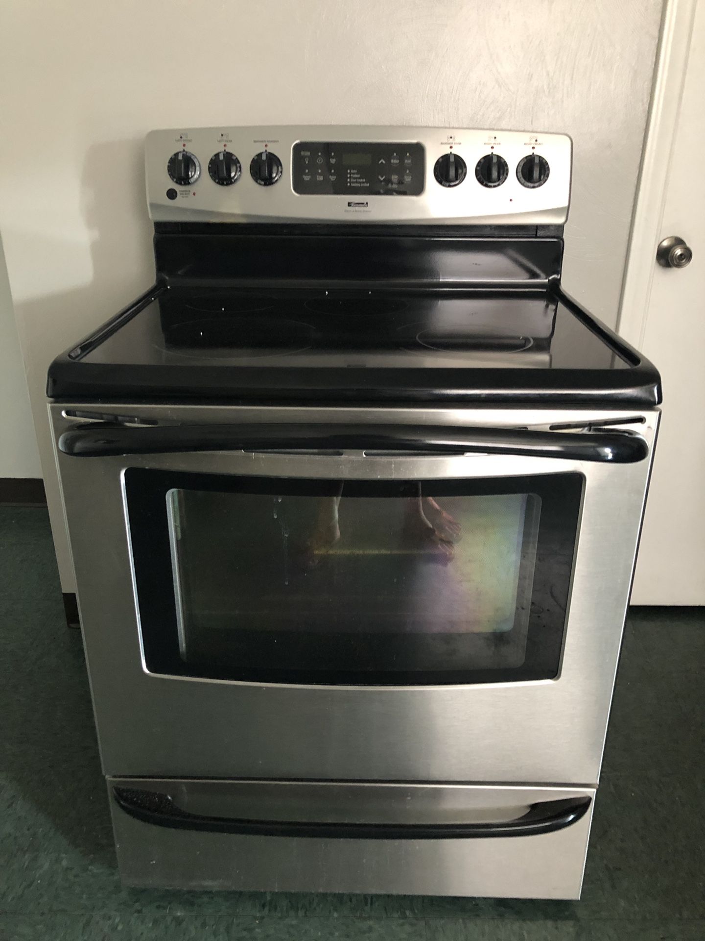 Kenmore Smooth top stove