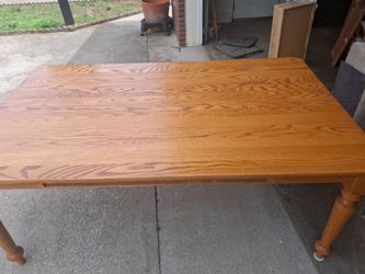 Oak Dinning Room Table