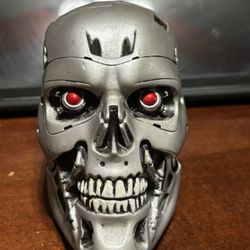 Terminator Genisys Half Scale Endo Skull Loot Crate Exclusive Chronicle