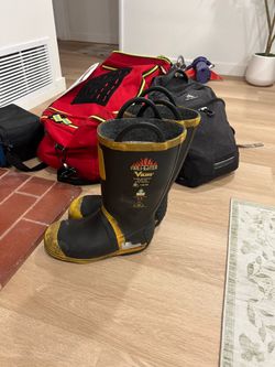 RUBBER TURNOUT BOOTS