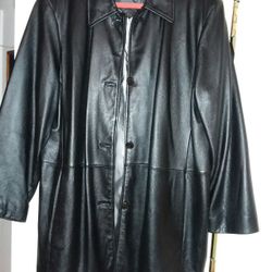 LADIES LEATHER JACKET