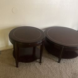 3 pieces wooden coffee table set
