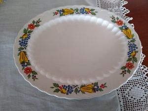 Photo Vintage 13 Oval Serving Platter Concord by Edwin Knowles China Co.)