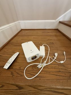 Projector (LG)
