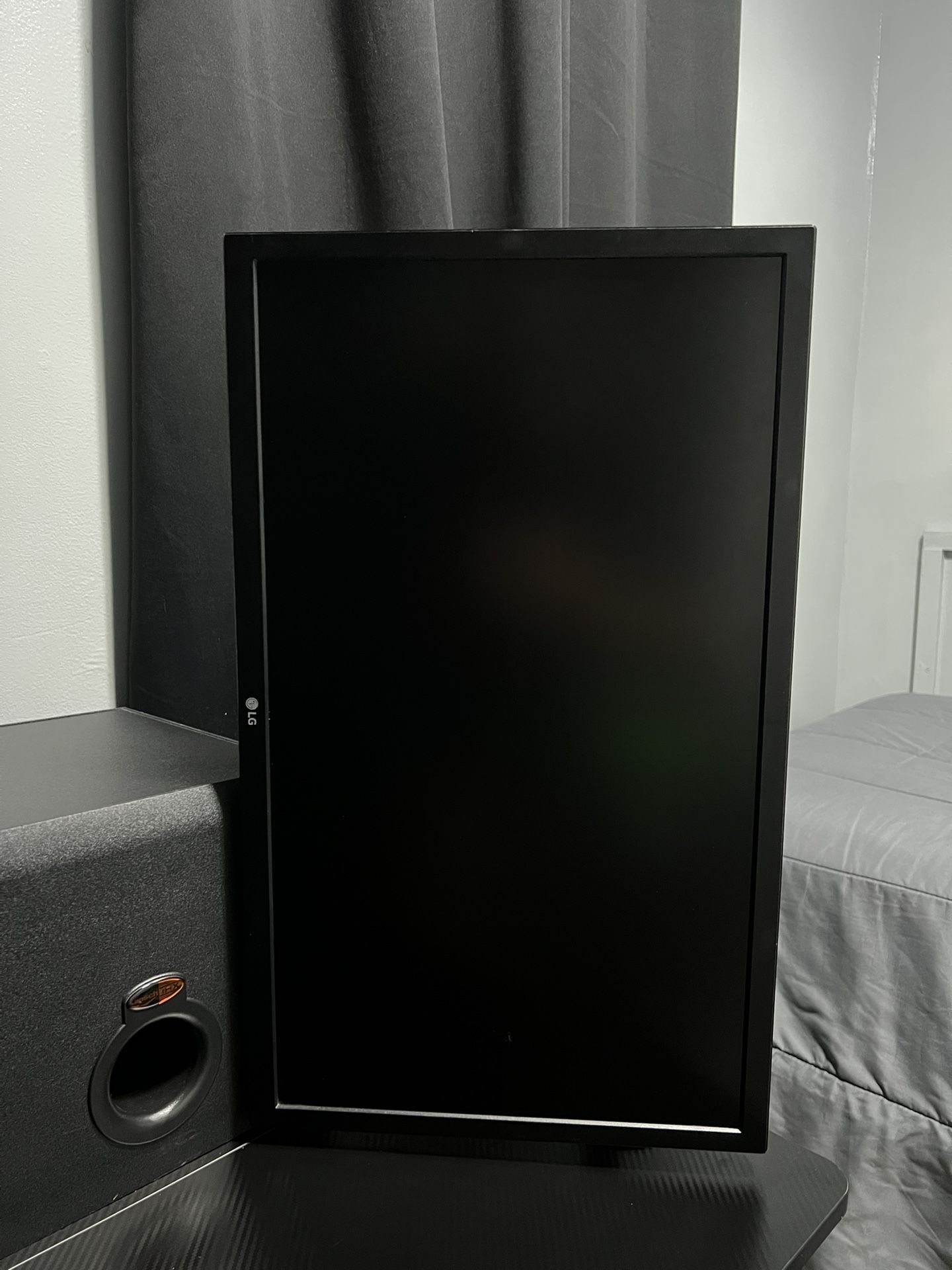 24" UltraGear FHD IPS 1ms 144Hz HDR Monitor with FreeSync