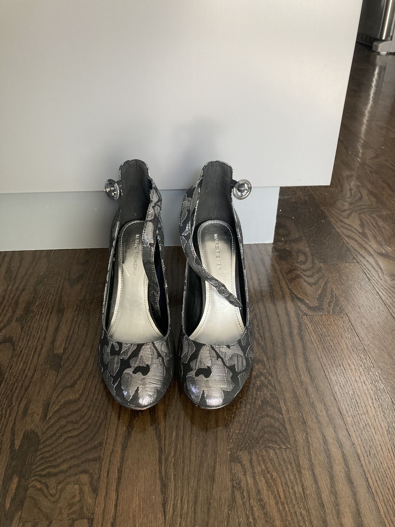 Marc Fisher Pumps - ankle strap