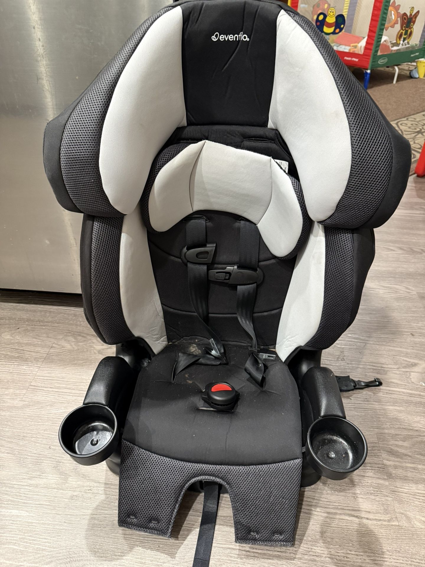 Like New Toddler Evenflo Harness Strap Car Seat