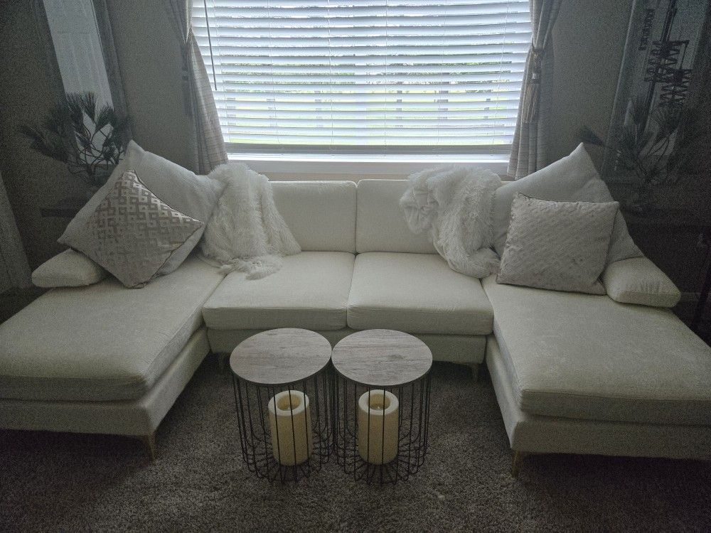 Beautiful White Chenille U-shaped Sectional