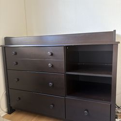 4 Drawer Dresser