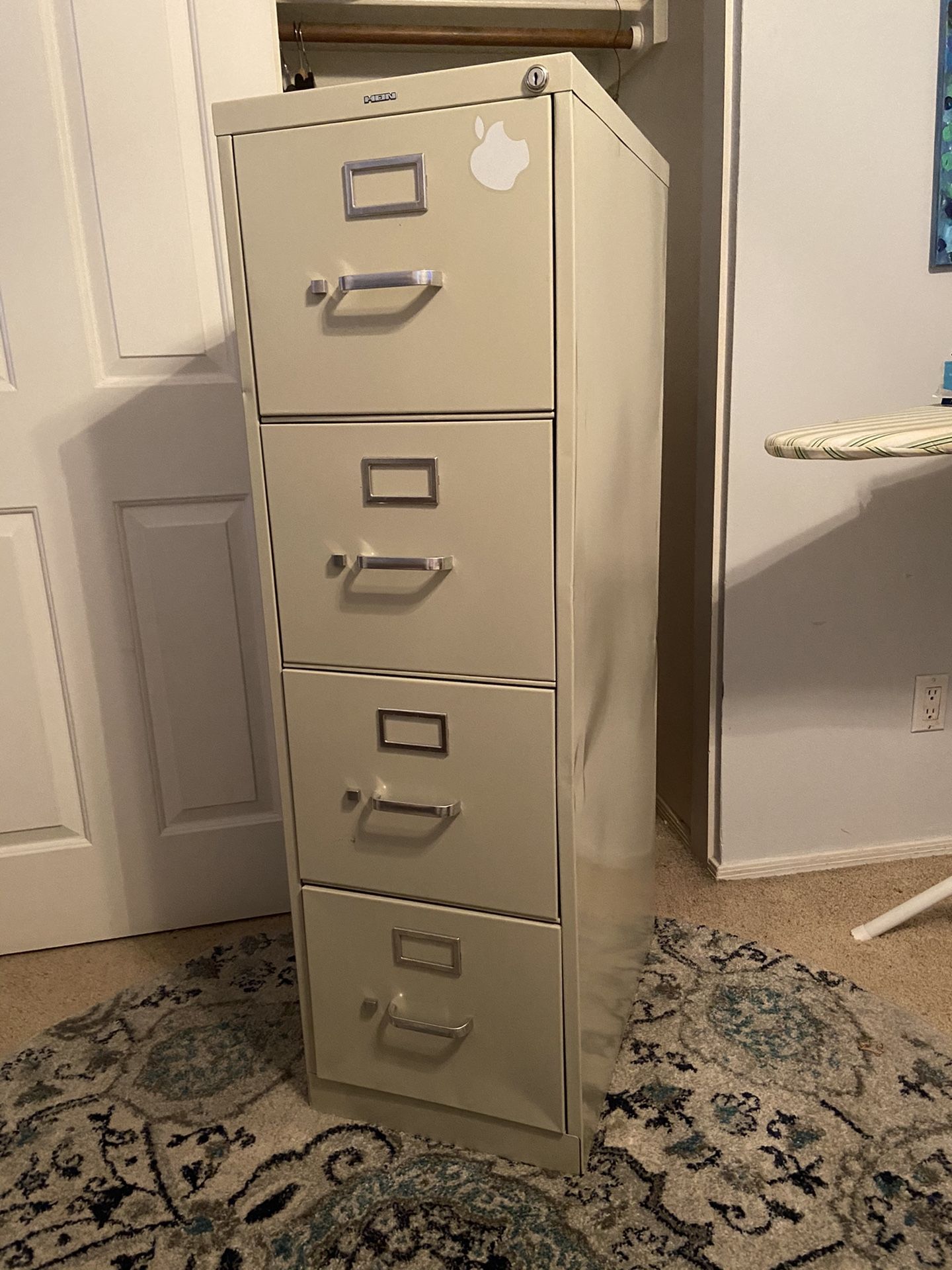 File cabinet