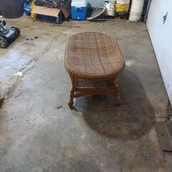 Wicker Table 