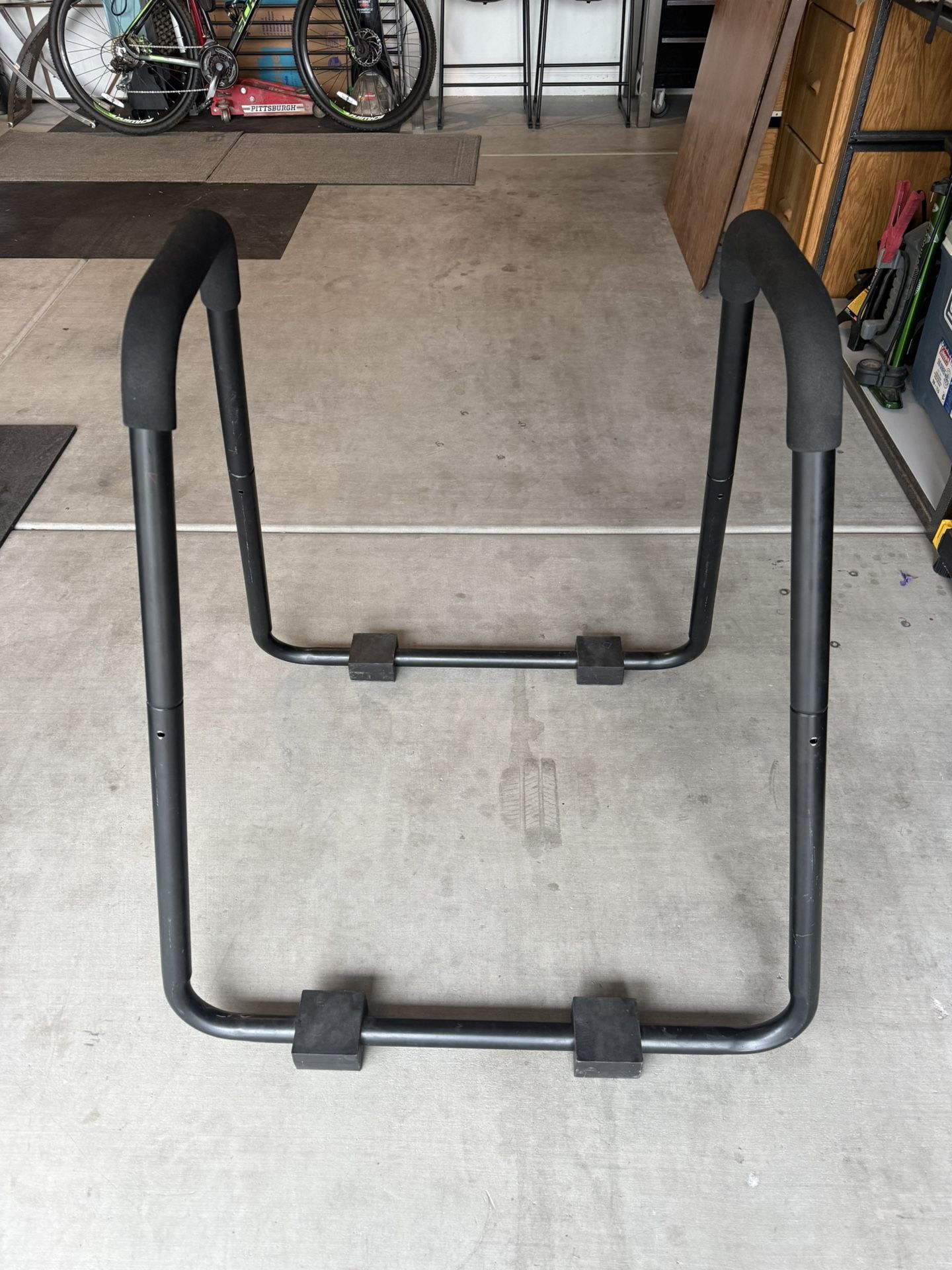 Heavy-Duty Dip Bars / Parallel Bars