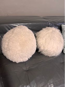 Decorative pillows