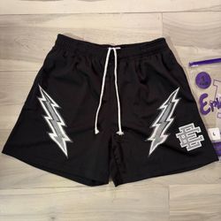 EE Shorts