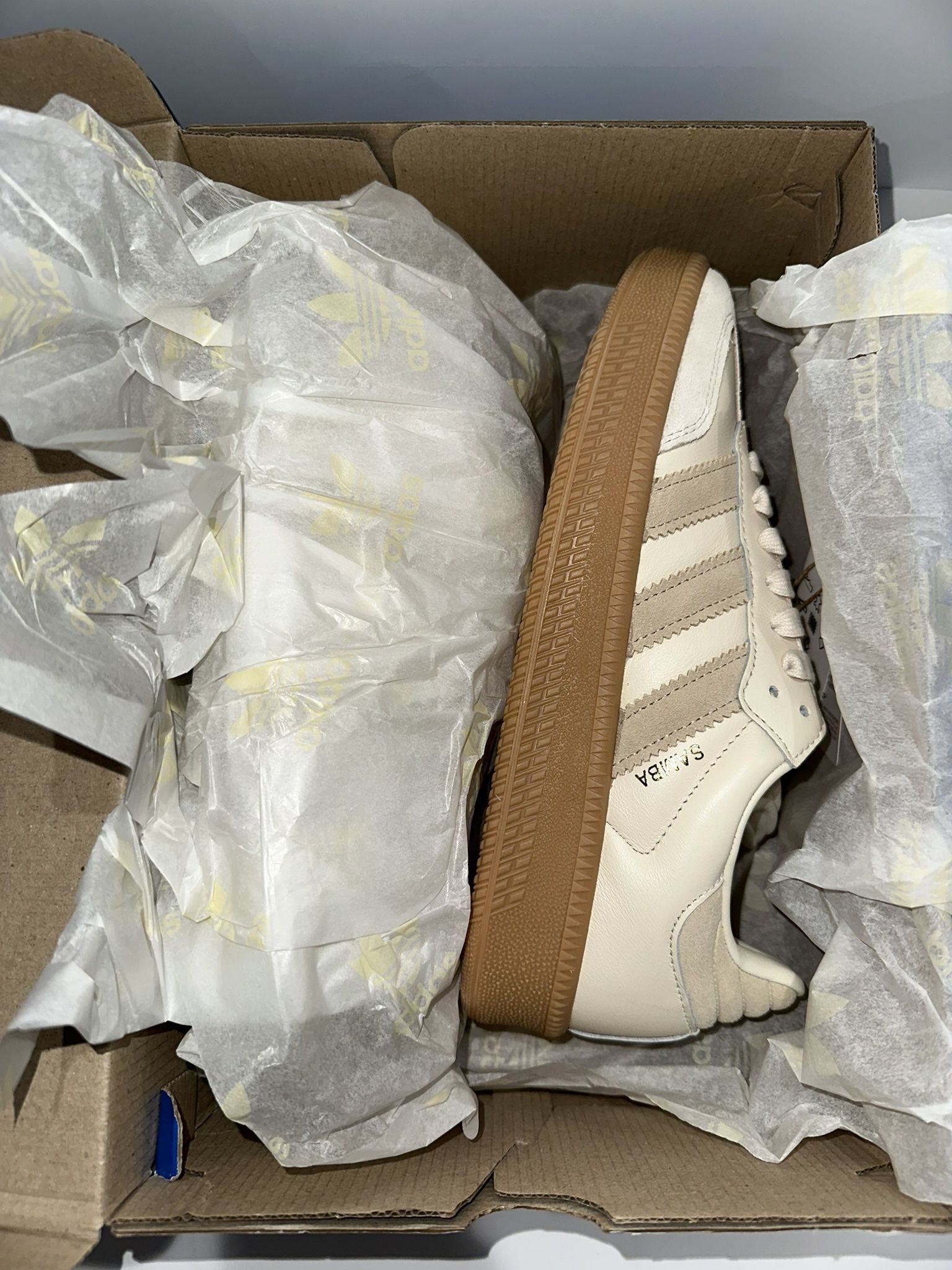adidas Samba XLG Magic Beige Gum size 8 mens