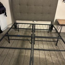 Black Metal Frame And Head Board For Queen Bed