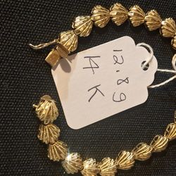 12.8 Gram. 14 Kt. Gold. 7.1/2 Long