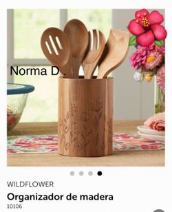 Juego de 4 utensilios con organizador de madera nuevos en sus cajas 🌺 princess house🌺