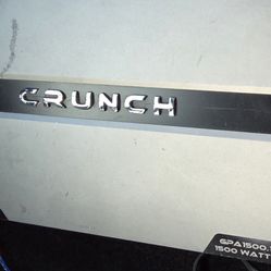Amplificador Crunch 1500W $110