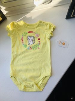 Cute Onesie Gymboree 6-12 months