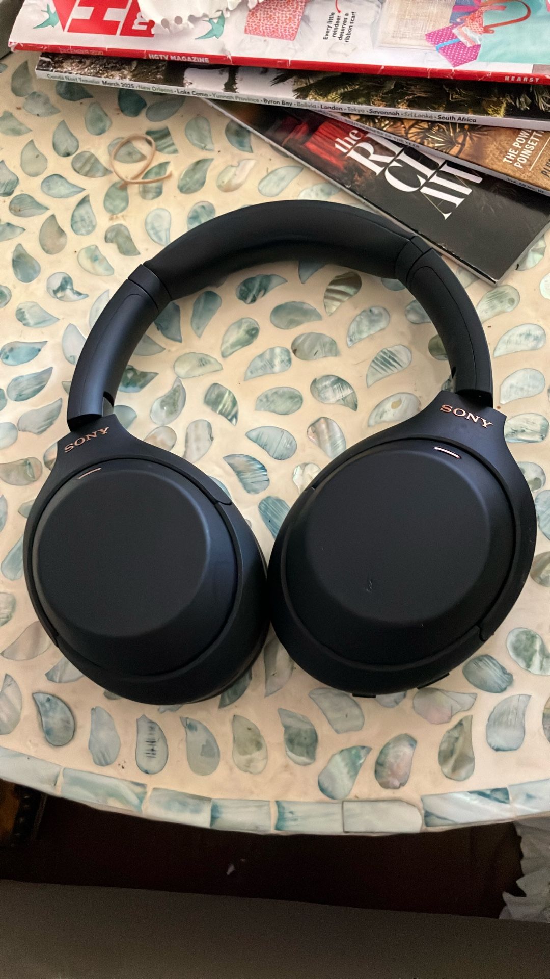 Sony WH-1000XM4 good condition $80