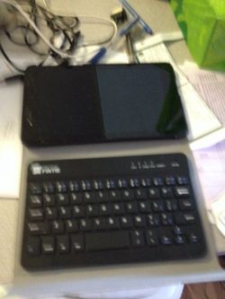Dell hand held w screen. And keyboard!