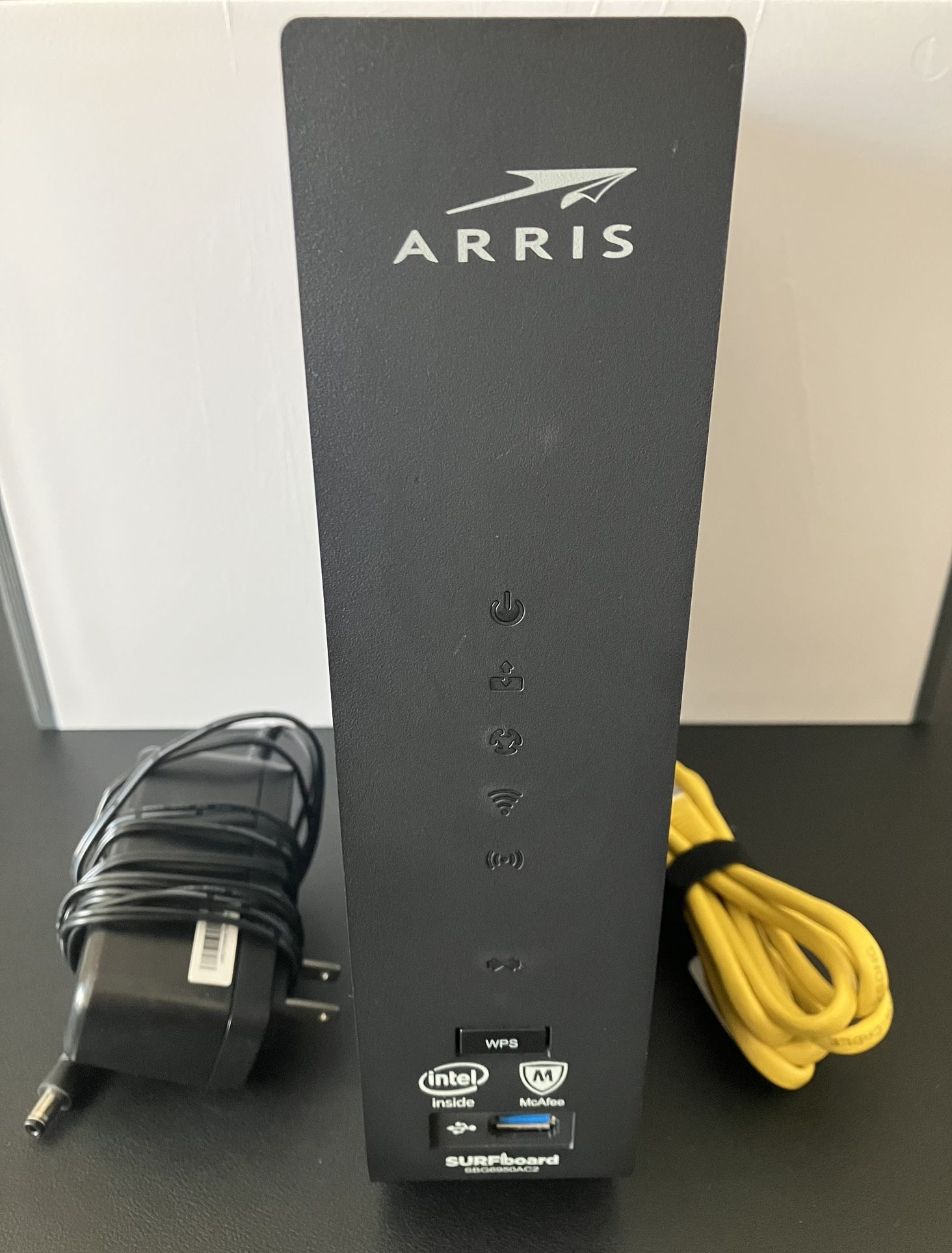 SBG6950AC2 Arris Surfboard | Cable Modem & Wi-Fi Router
