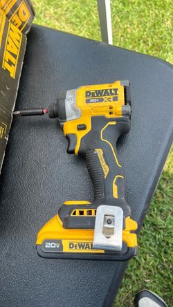 DEWALT 1/4 3-speed HIGH TORQUE IMPACT DRIVER