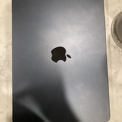 MacBook Air M2