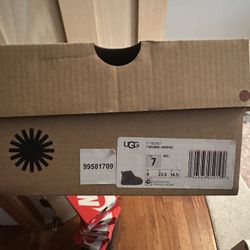 Ugg